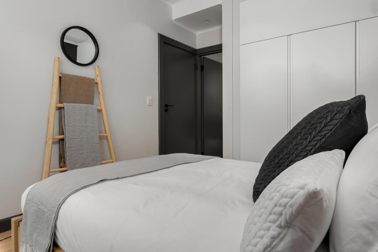Luxury Green Point Apartment With Backup Power Cape Town Exterior photo