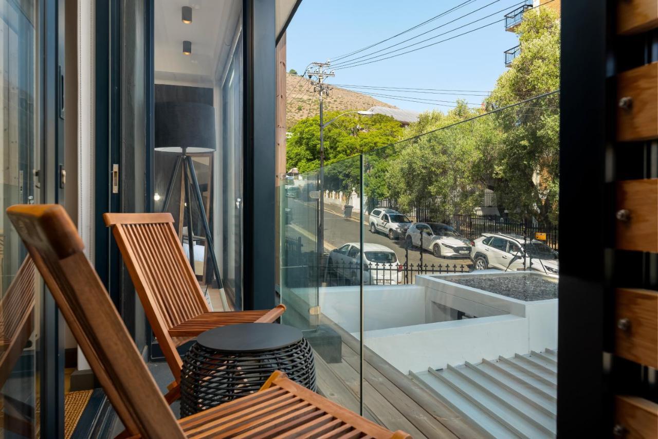 Luxury Green Point Apartment With Backup Power Cape Town Exterior photo