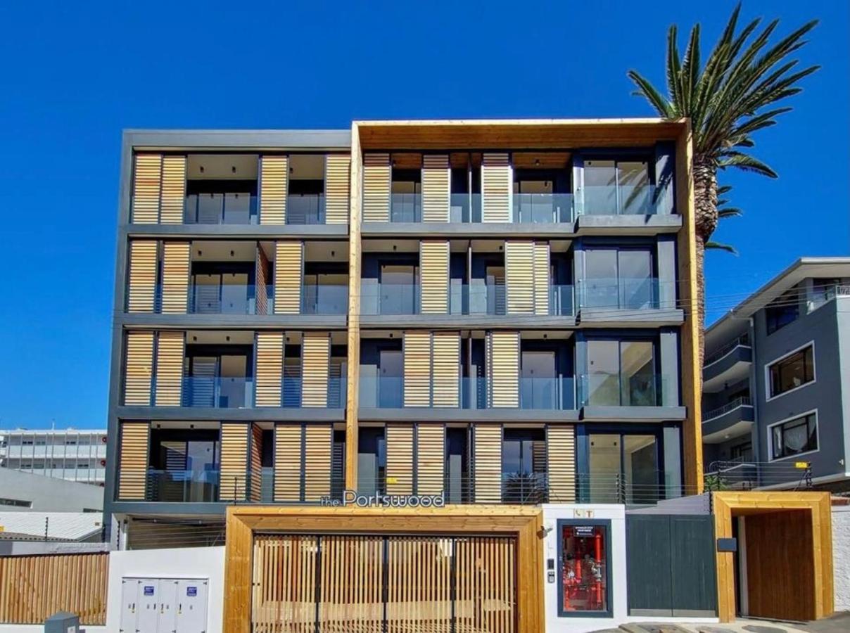 Luxury Green Point Apartment With Backup Power Cape Town Exterior photo